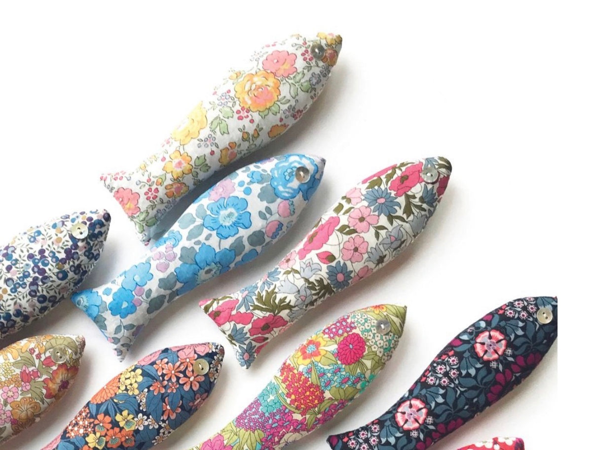 Carmen Lavender Fish box of 2