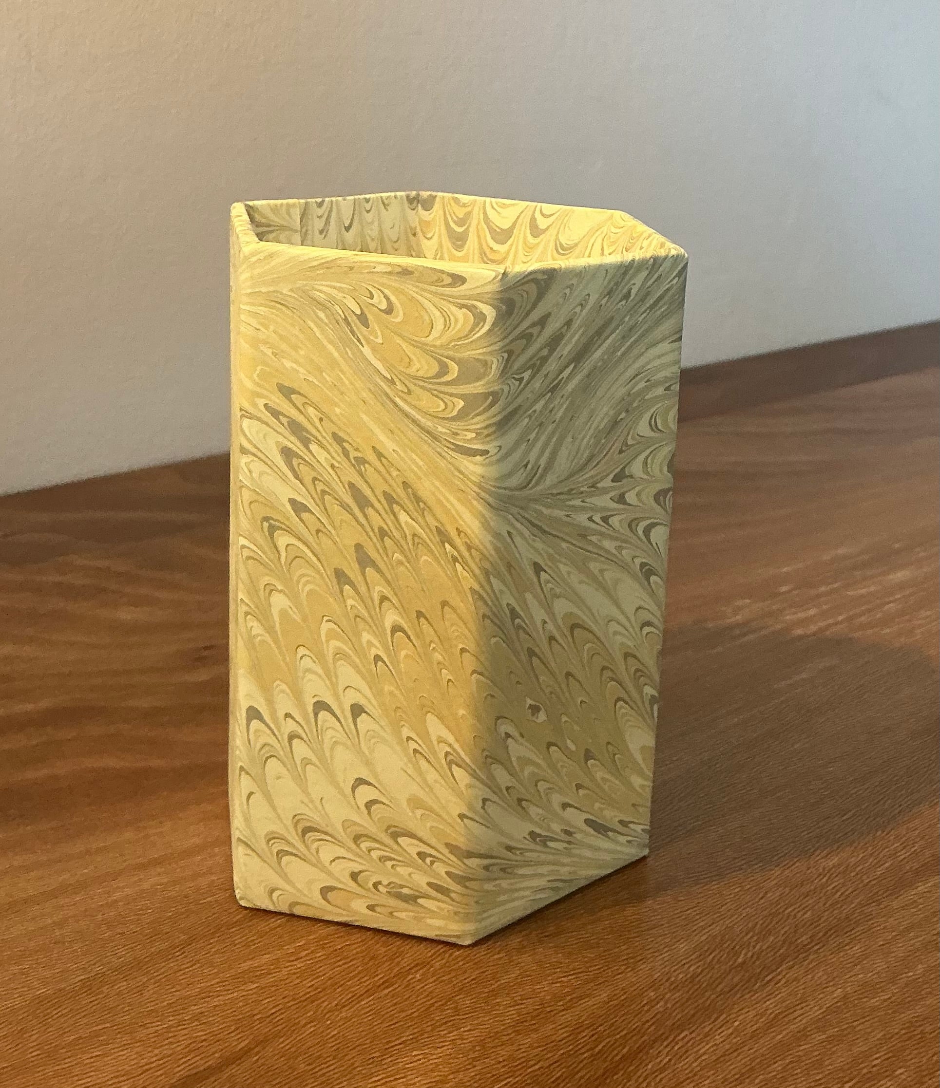 Compton Marbling pen pot
