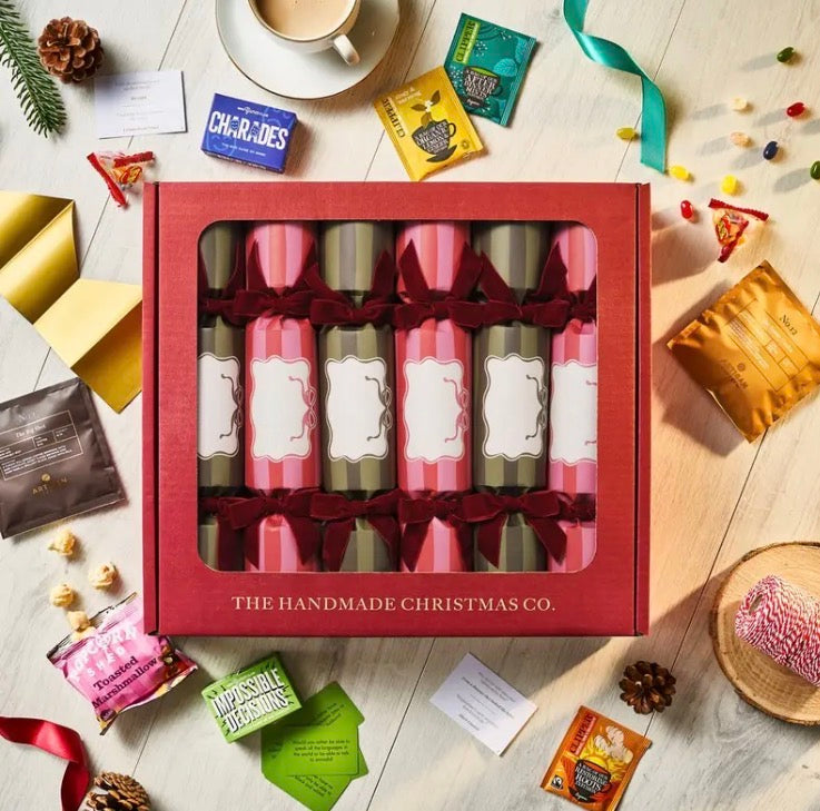 Luxury Christmas Crackers Merry and Bright