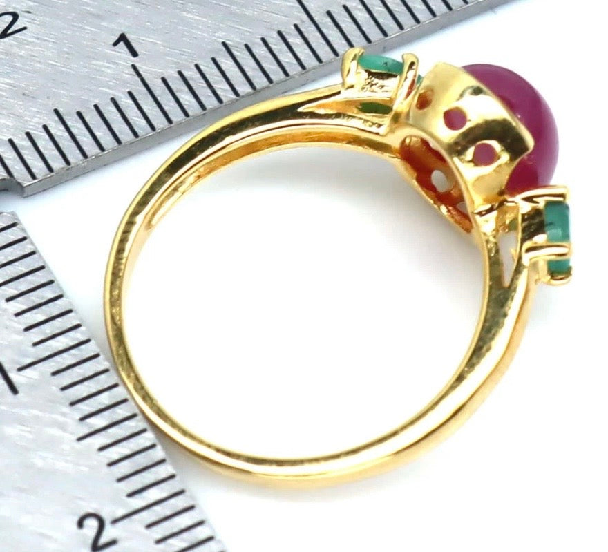 Natural Ruby and emerald ring