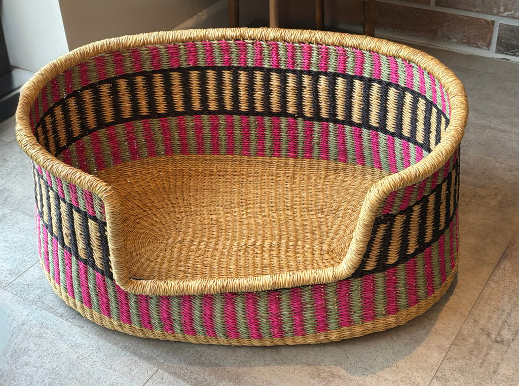 Hand Woven Premium Dog Bed by FraFra Medium