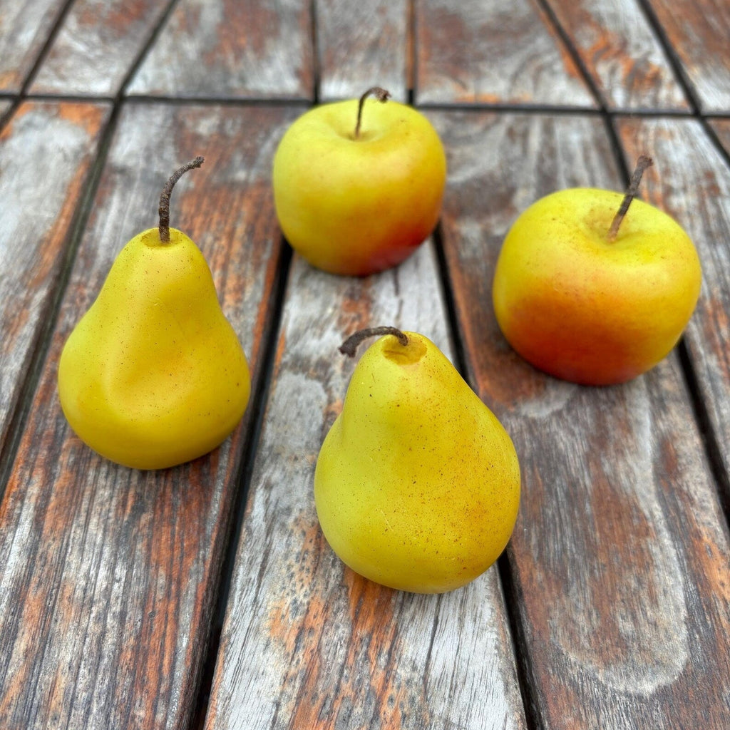 Bombi Pear Candle